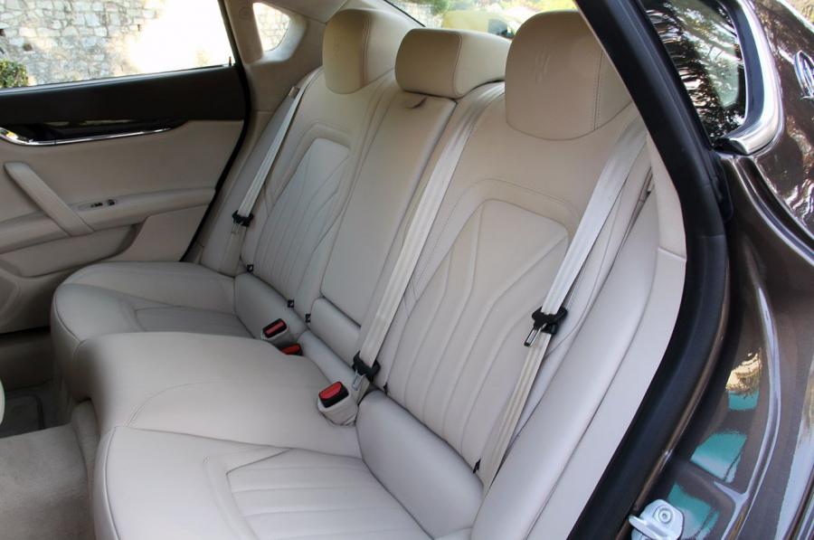 Maserati Quattroporte 2014 года  (фото 21 из 52)